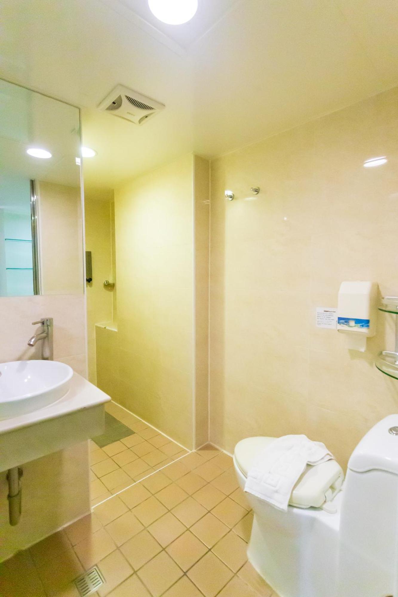 Newrise Hotel Kaohsiung Luaran gambar